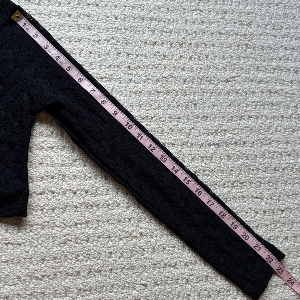 Hill House Women’s Black Cropped Wrap Knit Long Sleeve Cardigan Size Small - Picture 12 of 13